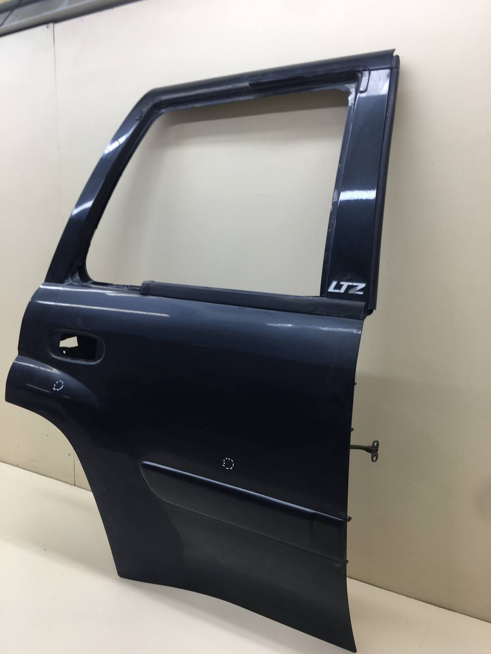 Дверь задняя правая Chevrolet Trail Blazer (GMT360) 2001-2010 Дверь задняя правая Chevrolet Trail Blazer (GMT360) 2001-2010