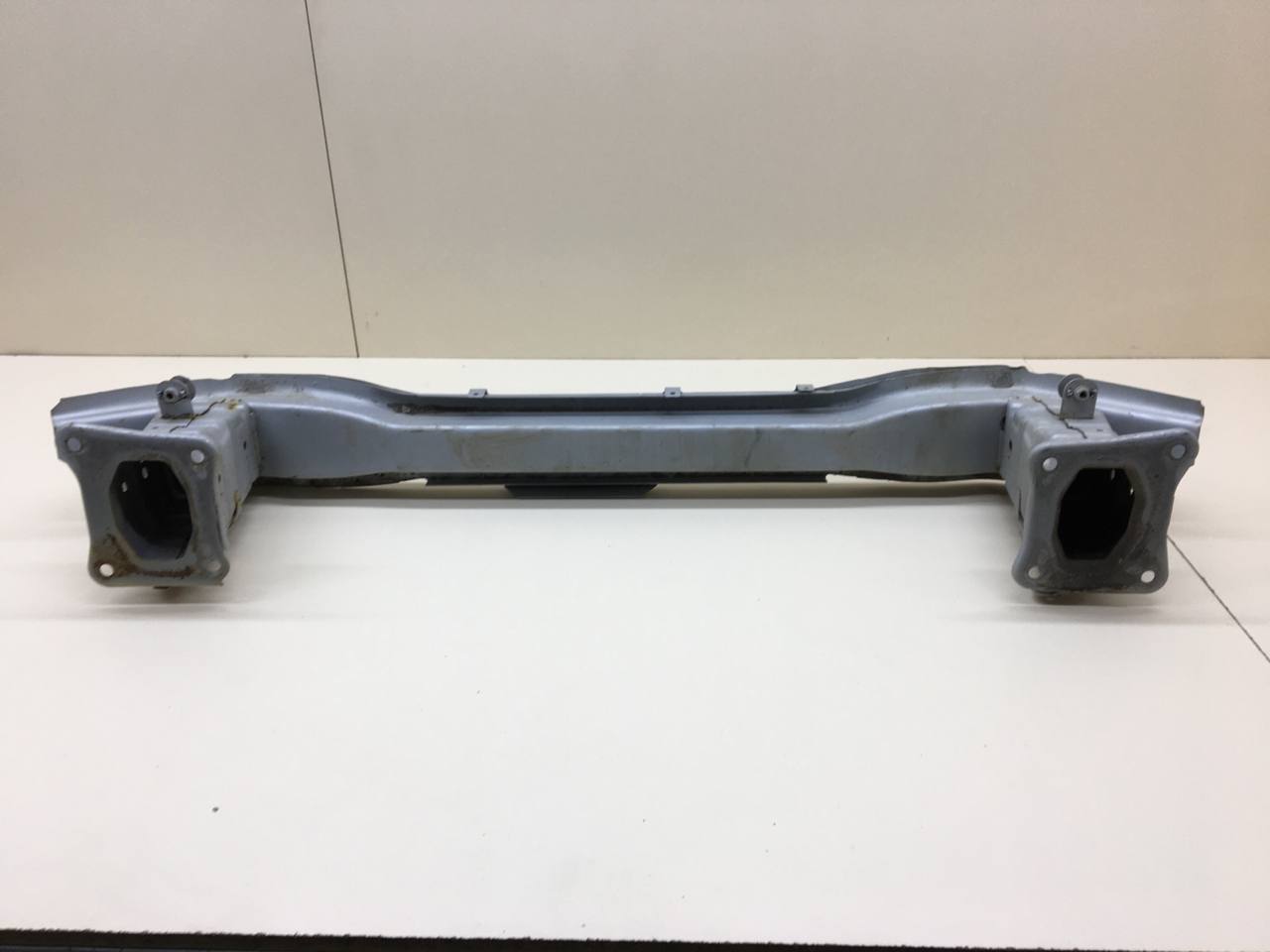 Усилитель переднего бампера Ford Focus 3 2011>