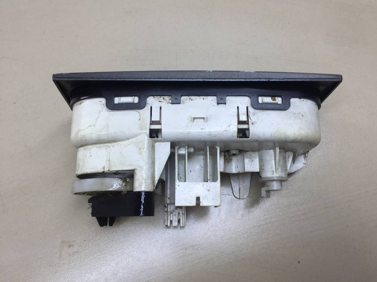 Блок управления климатической установкой Opel Meriva 2003-2010