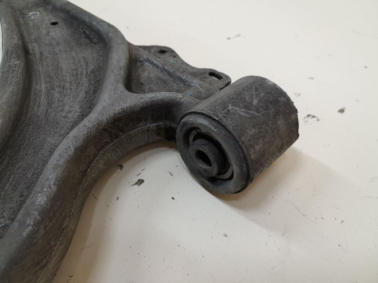 Рычаг передний левый Chevrolet Cruze (J300) 2009-2016