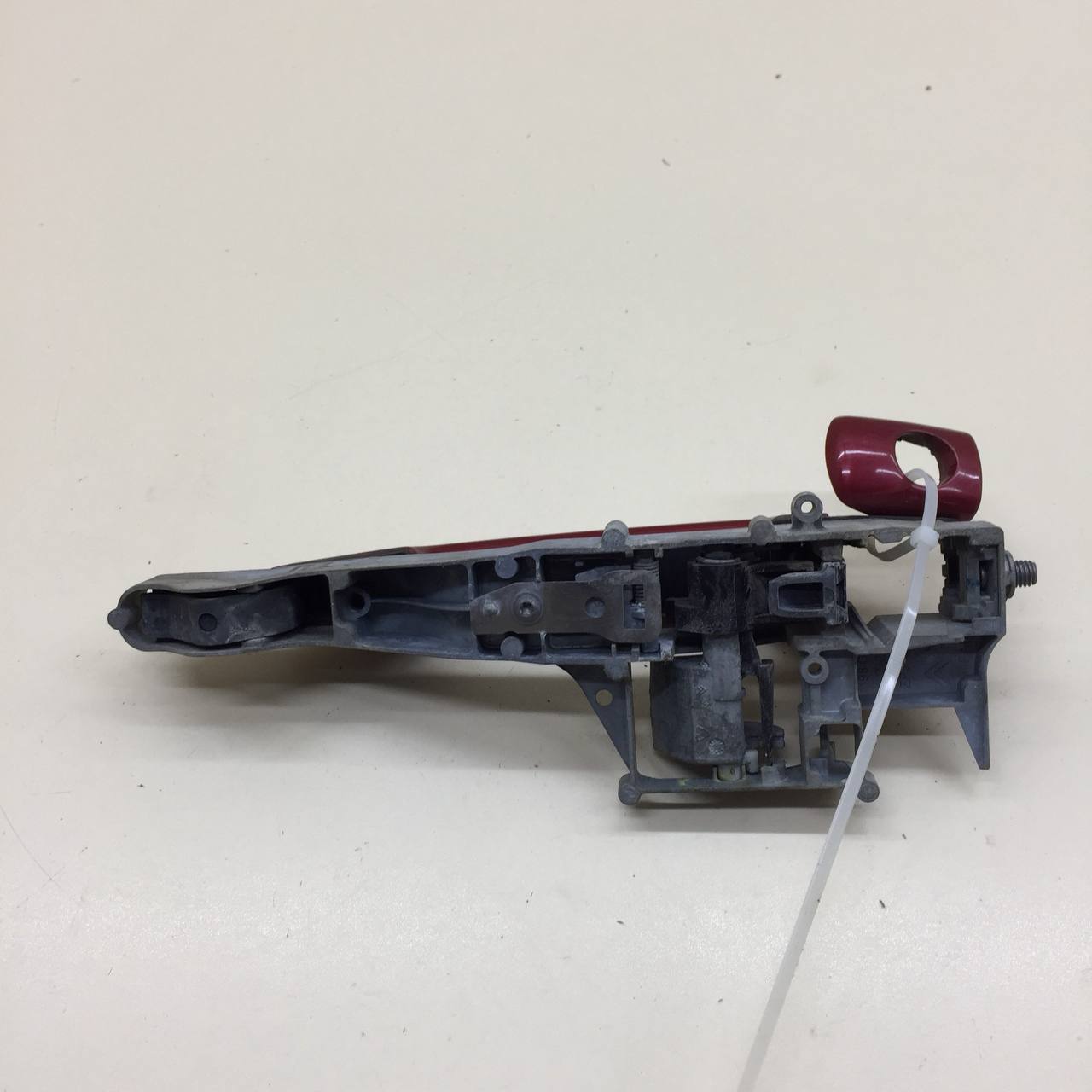 Ручка двери передней наружная левая Peugeot 308 2007>