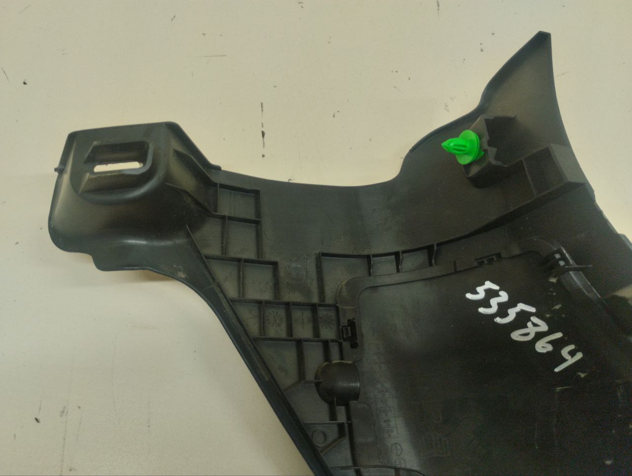 Накладка порога (внутренняя) Mazda Mazda 3 (BM) 2013-2016 Накладка порога (внутренняя) Mazda Mazda 3 (BM) 2013-2016