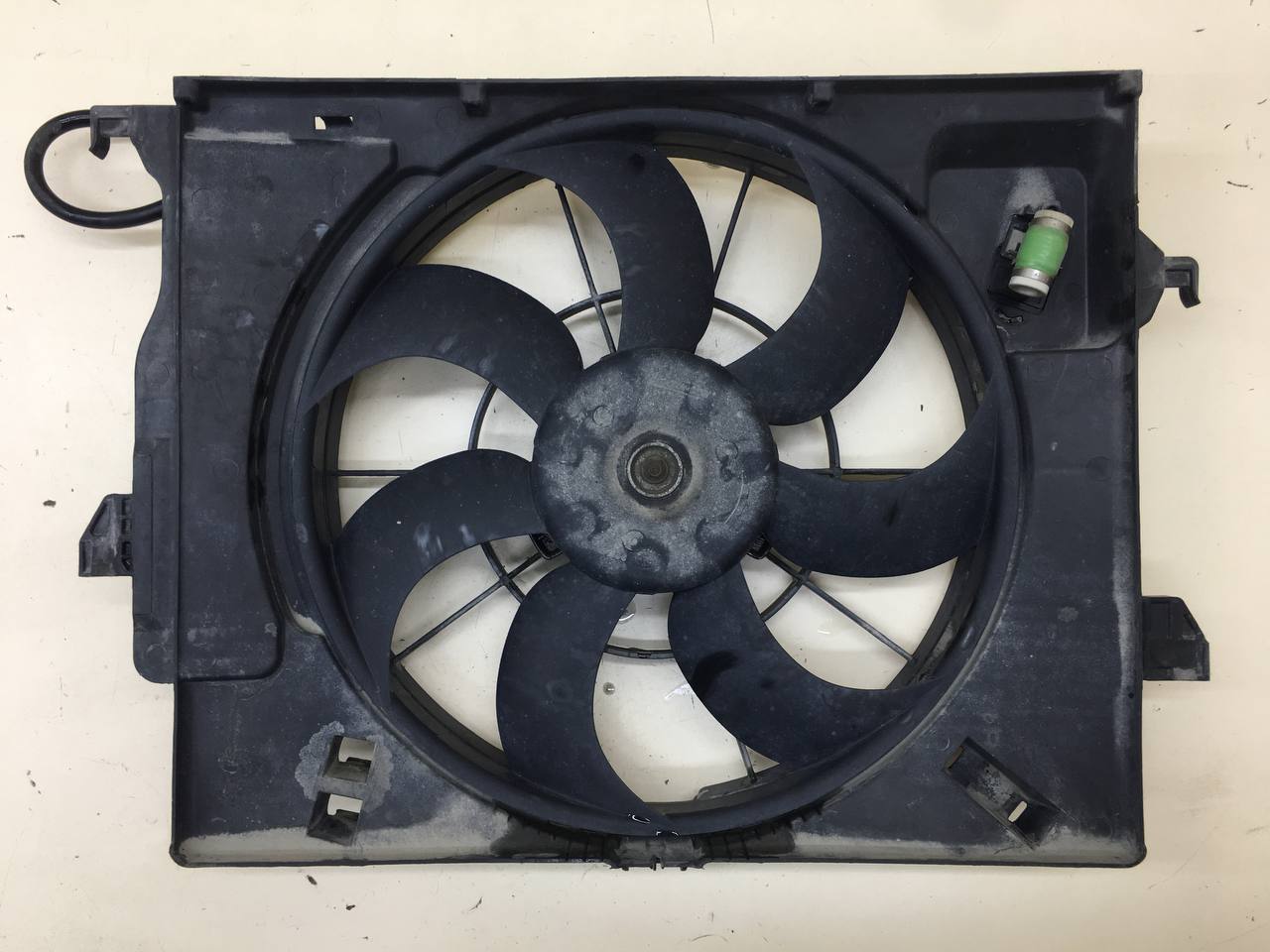 Диффузор вентилятора Hyundai Solaris (RB) 2010-2017