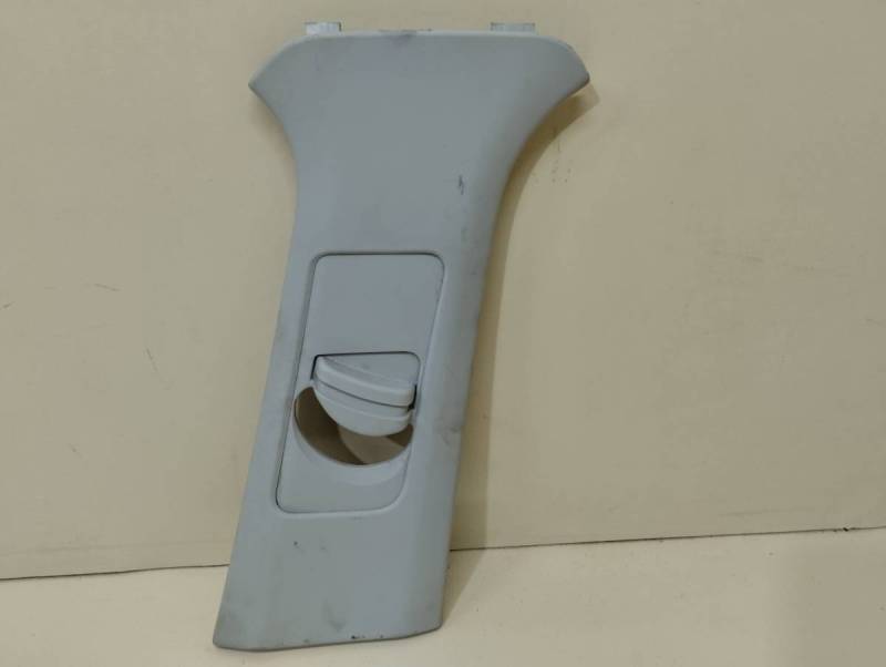 Обшивка стойки Lada Vesta 2015>