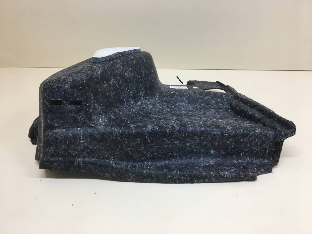 Обшивка багажника BMW 1-series E87/E81 2004-2011