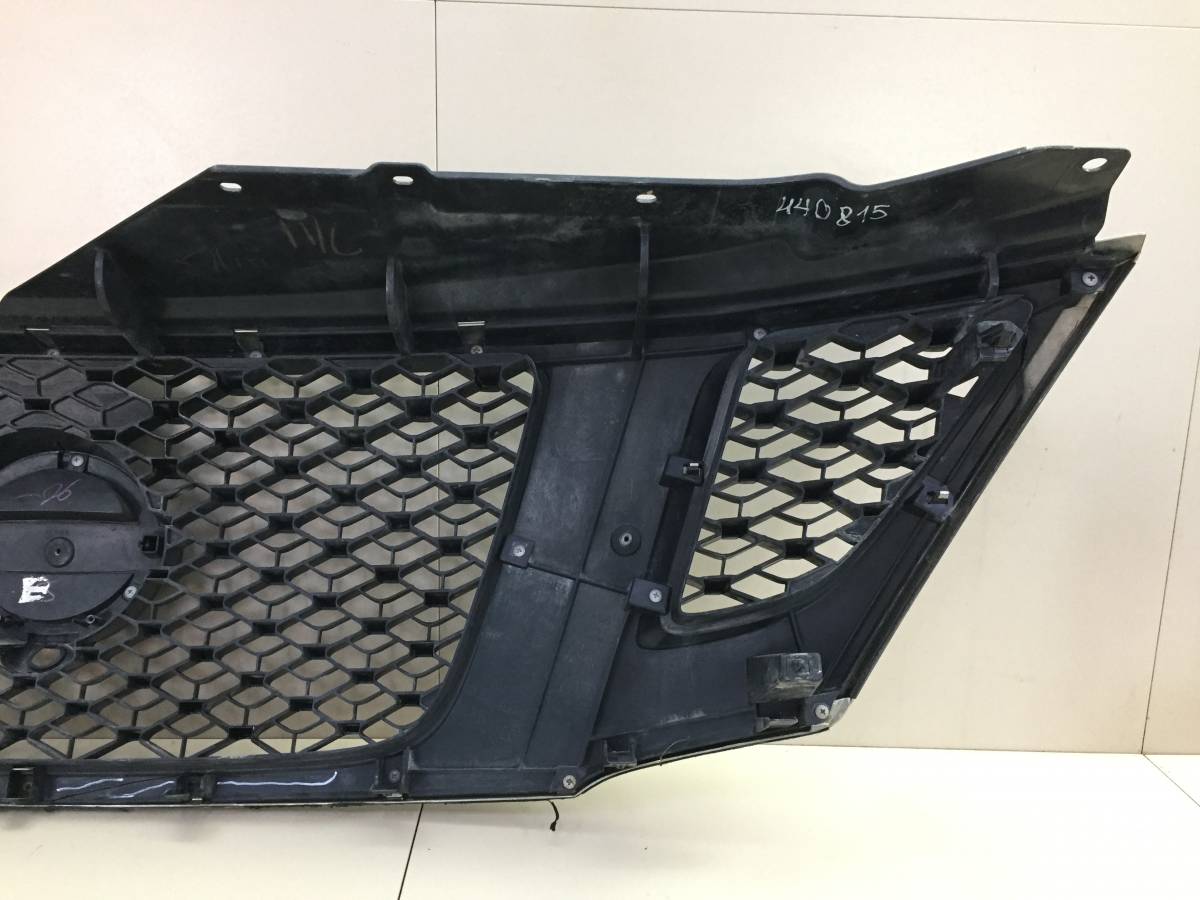 Решетка радиатора Nissan Patrol (Y62) 2010>