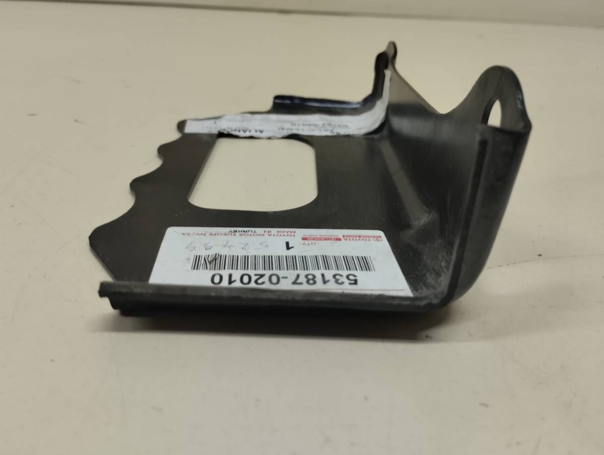 Кронштейн радиатора Toyota Auris (E150) 2006-2012