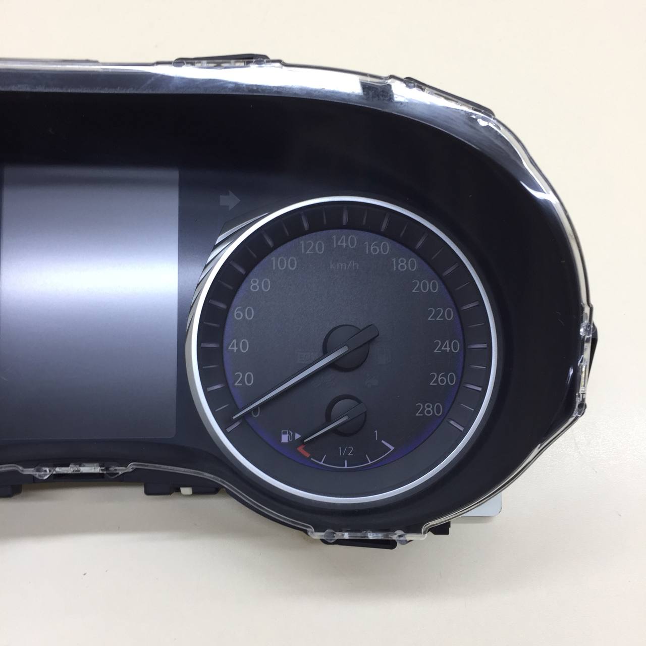 Панель приборов Infiniti Q50 (V37) 2013>