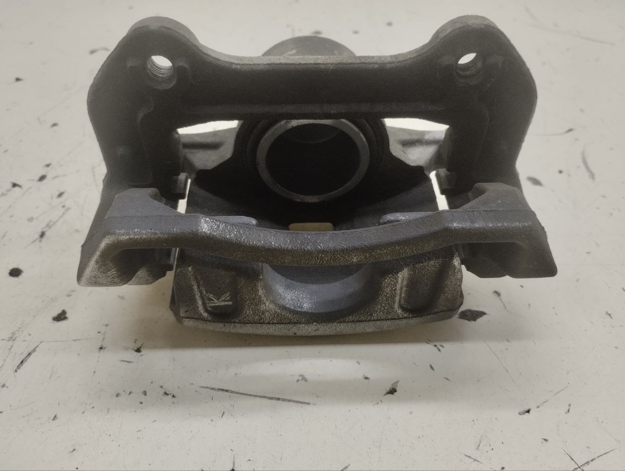 Суппорт передний левый Hyundai Tucson (TL) 2015-2021