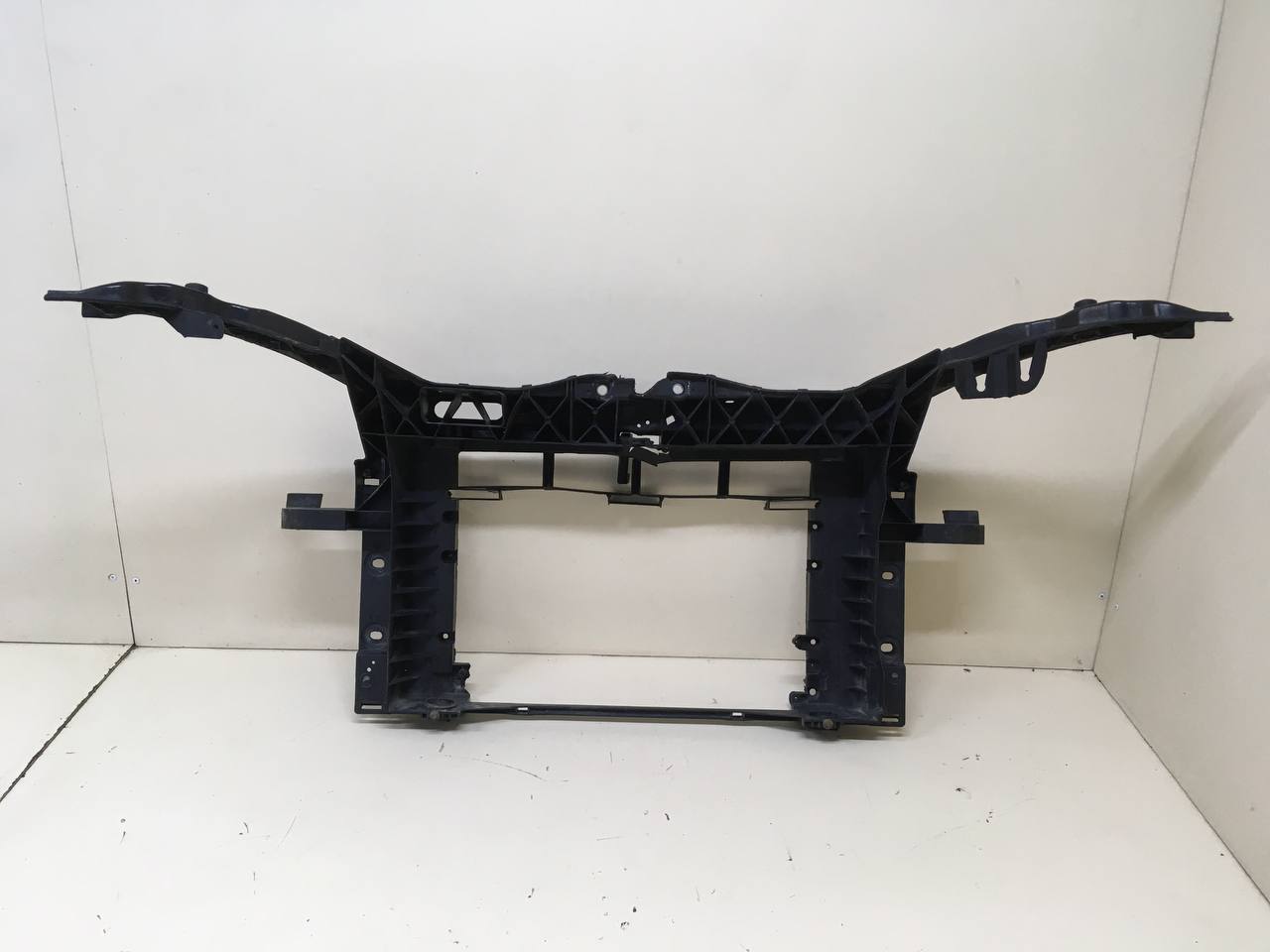 Панель передняя Ford Fusion (JU) 2002-2012 Панель передняя Ford Fusion (JU) 2002-2012