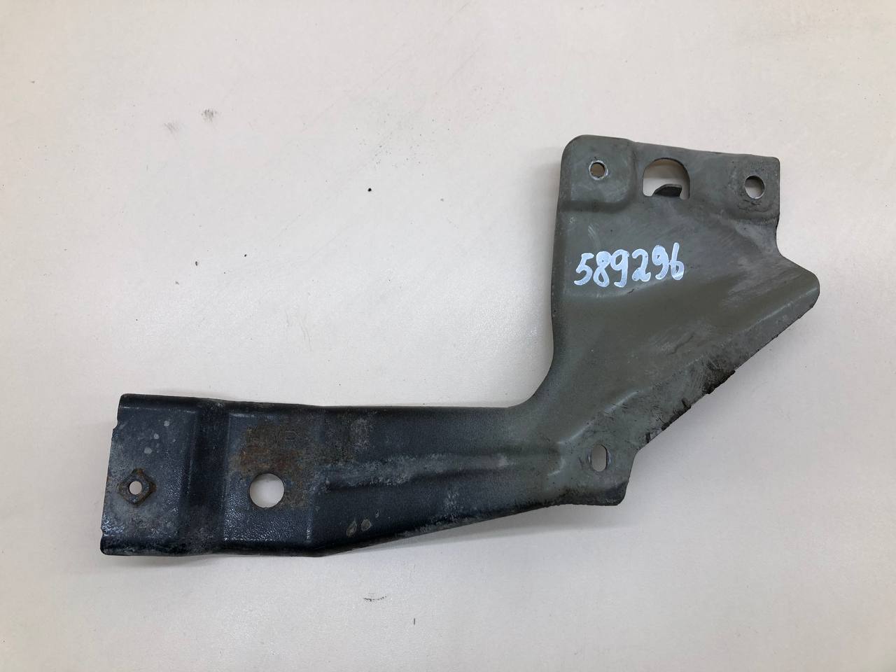 Кронштейн крепления крыла Nissan Almera 3 (G11, G15) 2012>