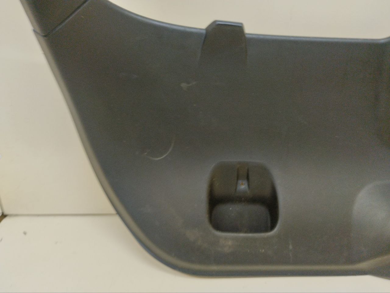 Обшивка двери багажника Peugeot 308 2007>