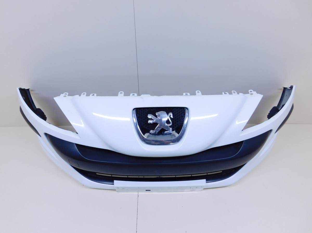 Бампер передний Peugeot 308 2007>