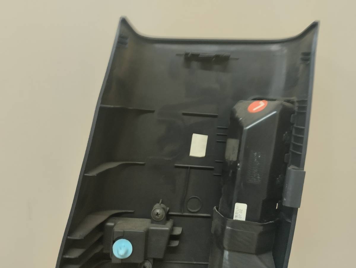 Обшивка стойки Hyundai ix55 2007-2013 Обшивка стойки Hyundai ix55 2007-2013