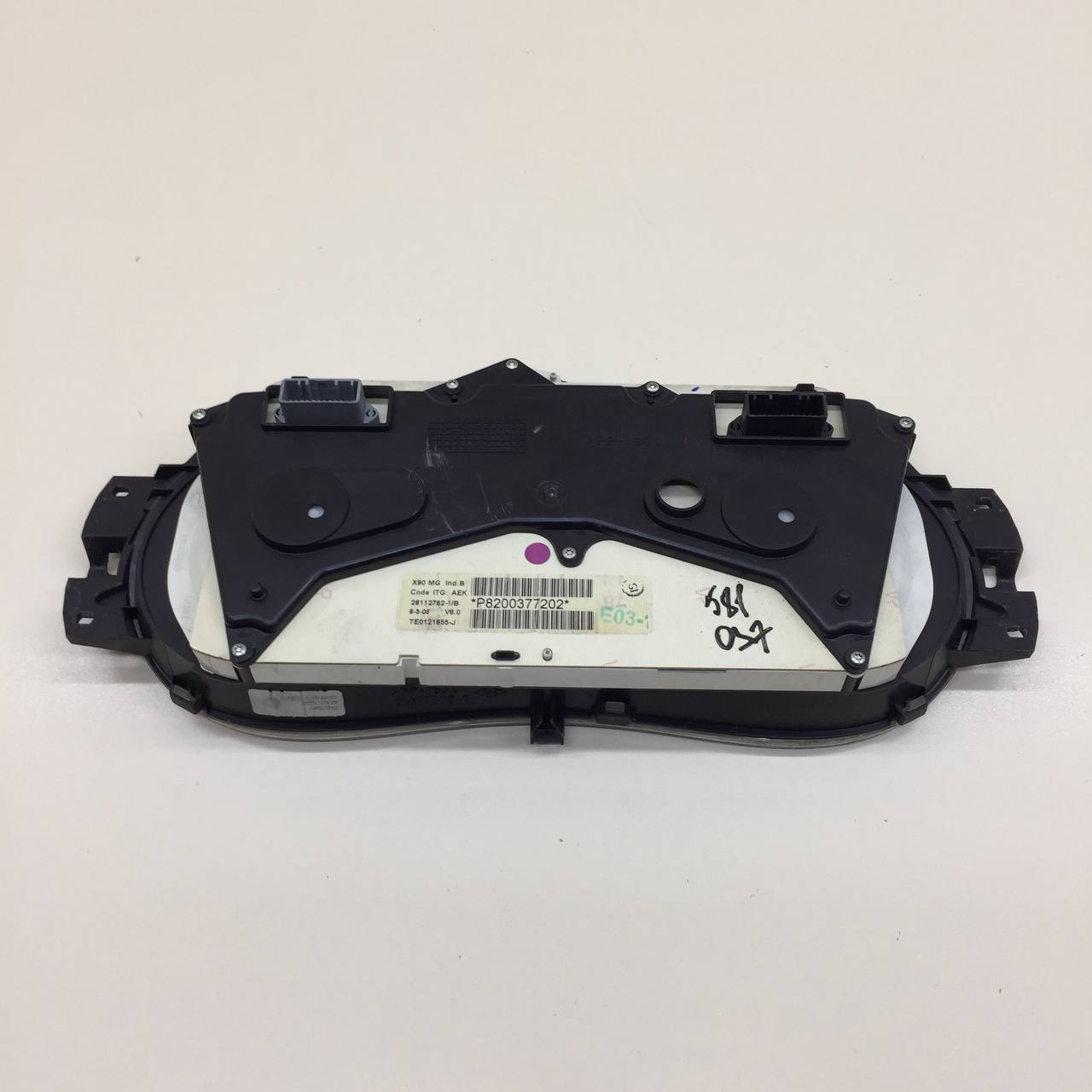 Панель приборов Renault Logan (1) 2005-2014