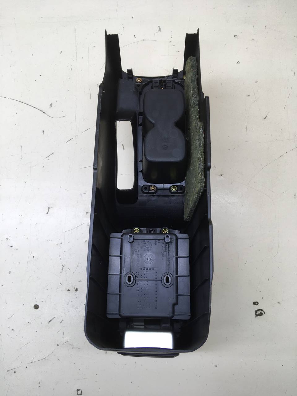 Консоль центральная Mitsubishi Lancer 9  (CS/Classic) 2000-2011