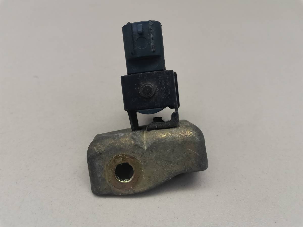 Клапан вакуумный Toyota Corolla E100 1991-1996 Клапан вакуумный Toyota Corolla E100 1991-1996