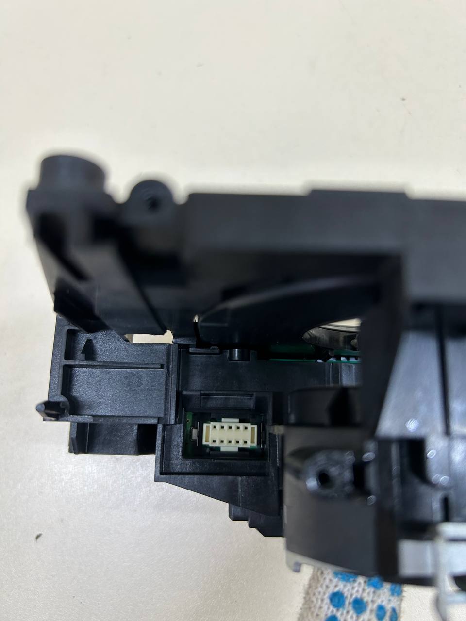 Датчик угла поворота рулевого колеса Mitsubishi Outlander (GF) 2012>