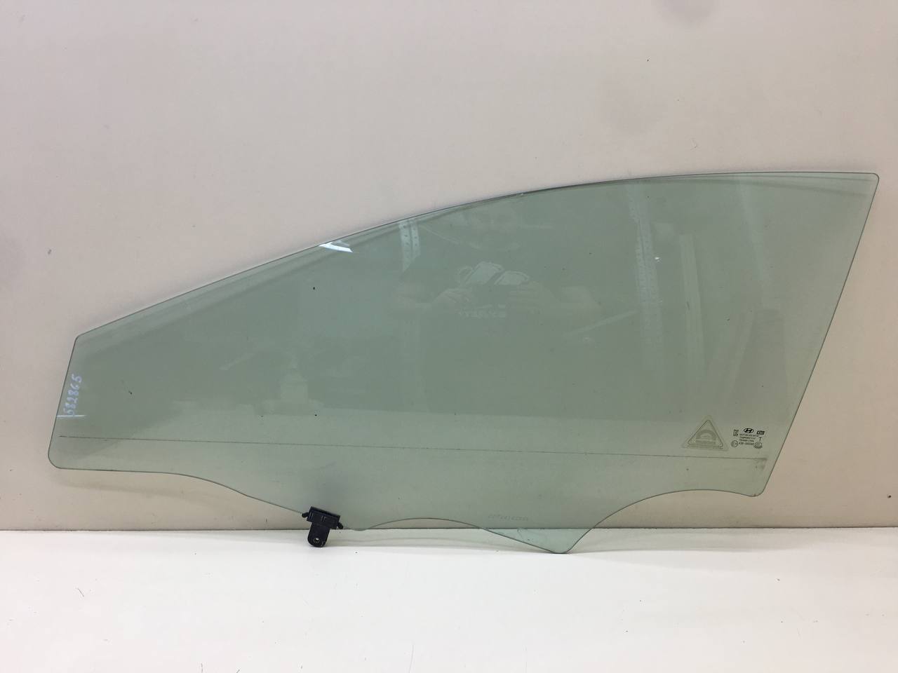 Стекло двери передней левой Hyundai Elantra (MD) 2011-2016