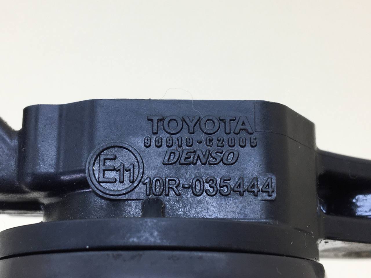 Катушка зажигания Toyota Rav 4 (A30) 2006-2013 Катушка зажигания Toyota Rav 4 (A30) 2006-2013