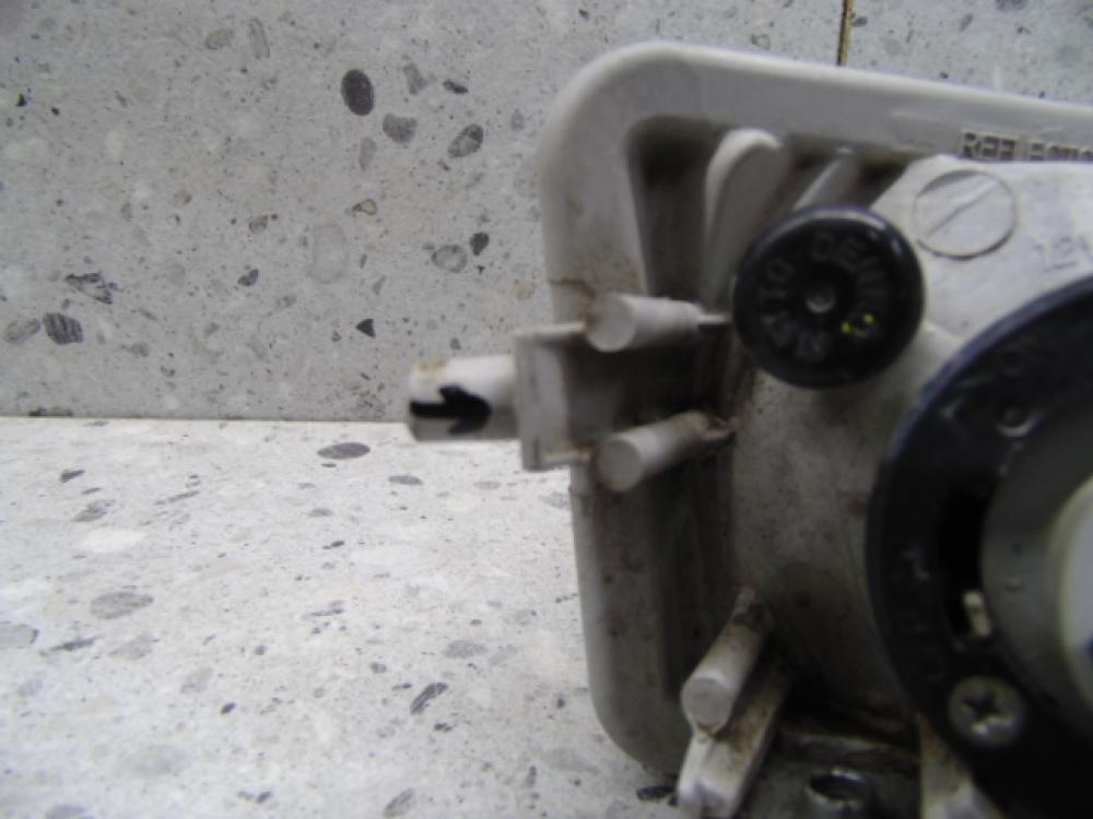 Фара противотуманная левая Mazda Mazda 3 (BL) 2009-2013