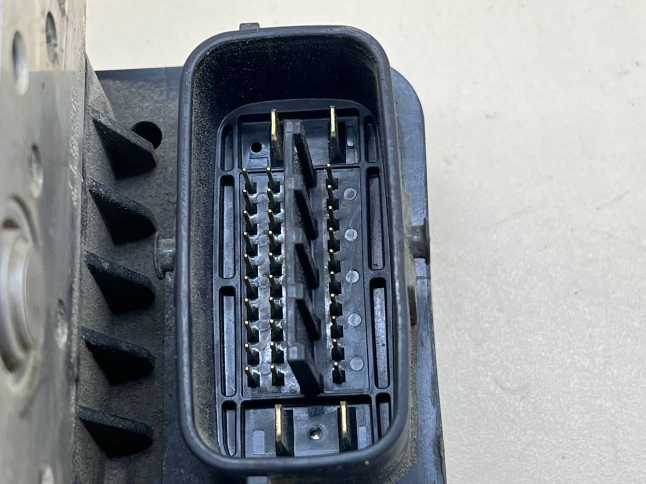 Блок ABS (насос) Mazda Mazda 6 (GJ) 2013-2022