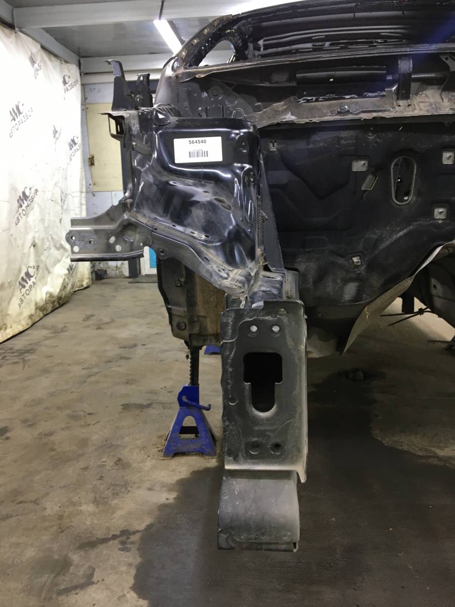 Четверть передняя правая Lexus NX 200 (Z10) 2014-2021