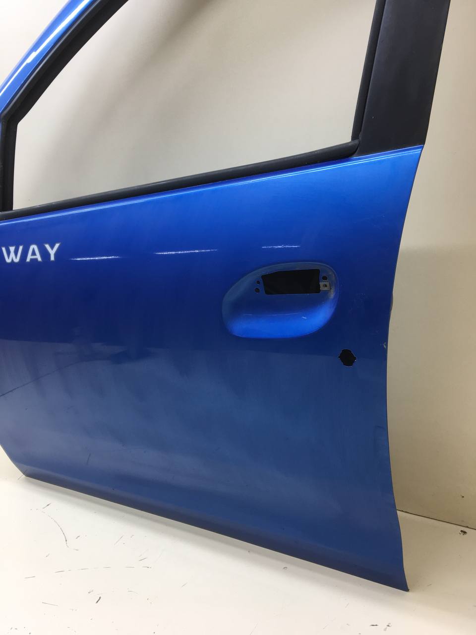 Дверь передняя левая Renault Sandero Stepway (5S) 2014-2022 Дверь передняя левая Renault Sandero Stepway (5S) 2014-2022