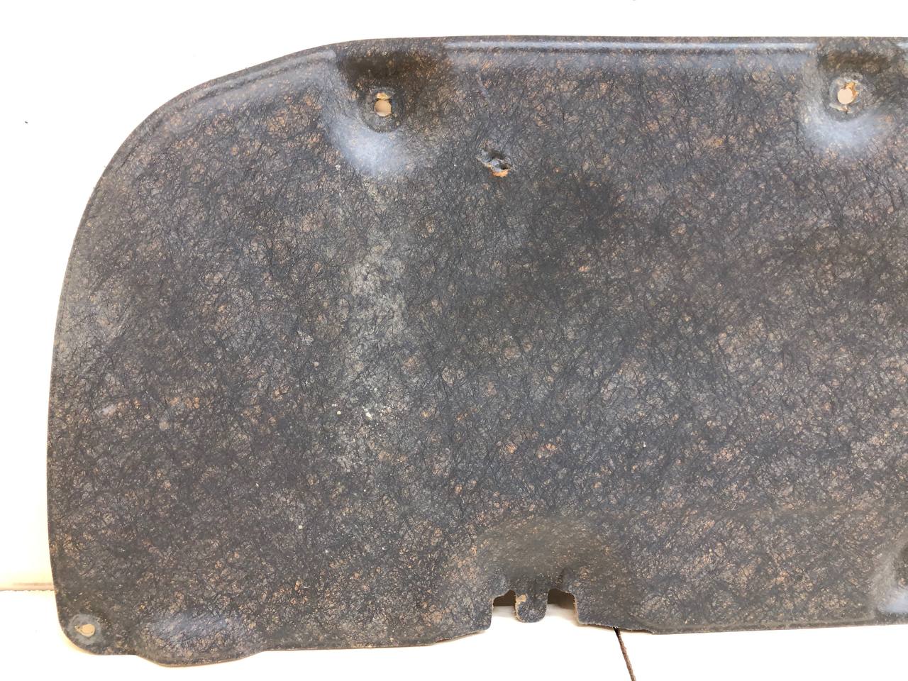 Шумоизоляция капота Toyota Rav 4 (XA40) 2013-2019