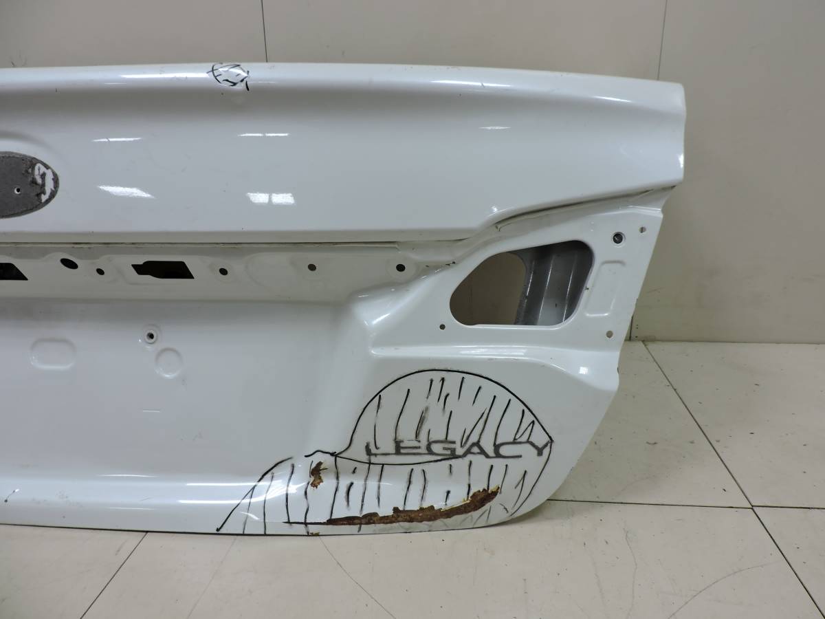 Крышка багажника Subaru Legacy (B14) 2010-2015