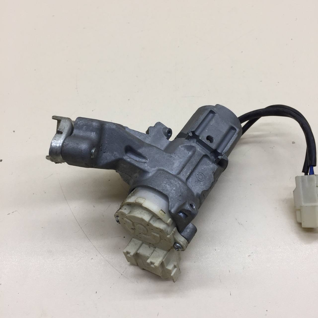 Замок зажигания Vortex Estina 2008-2012