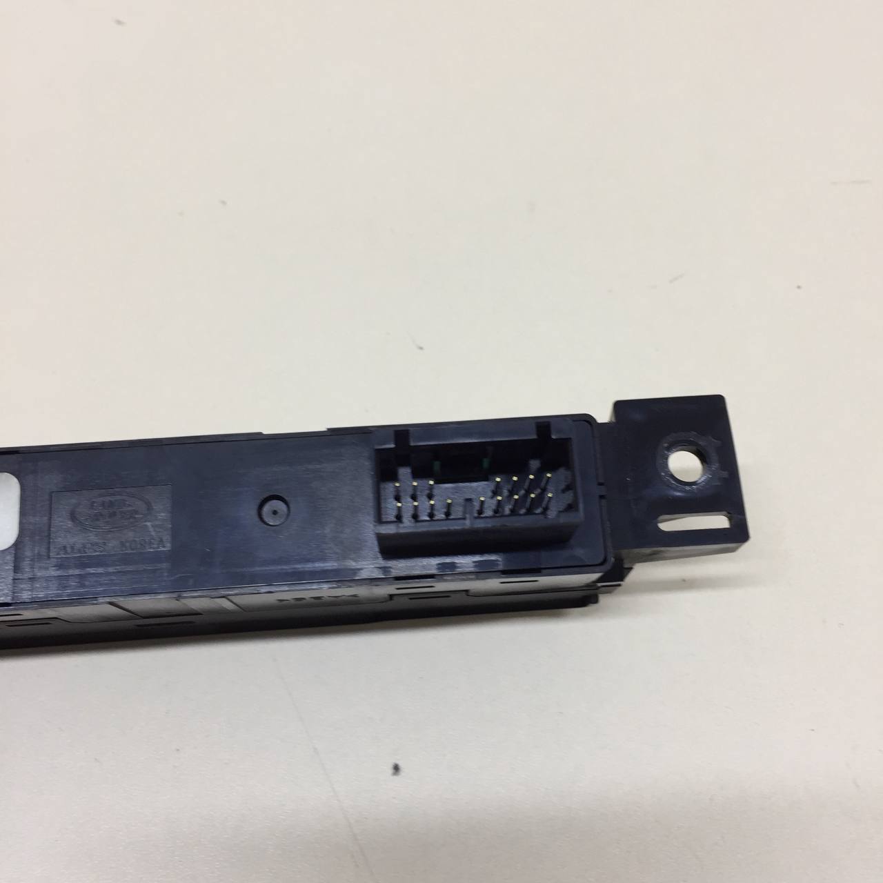 Блок кнопок Land Rover Discovery 3 (L319) 2004-2009
