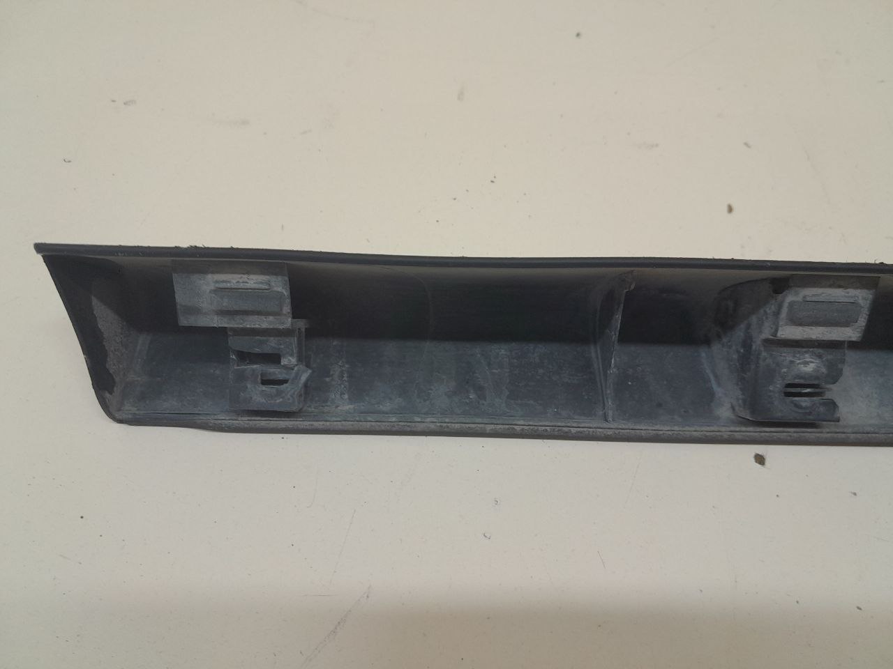 Накладка двери передней правой Mazda CX-7 (ER) 2006-2012
