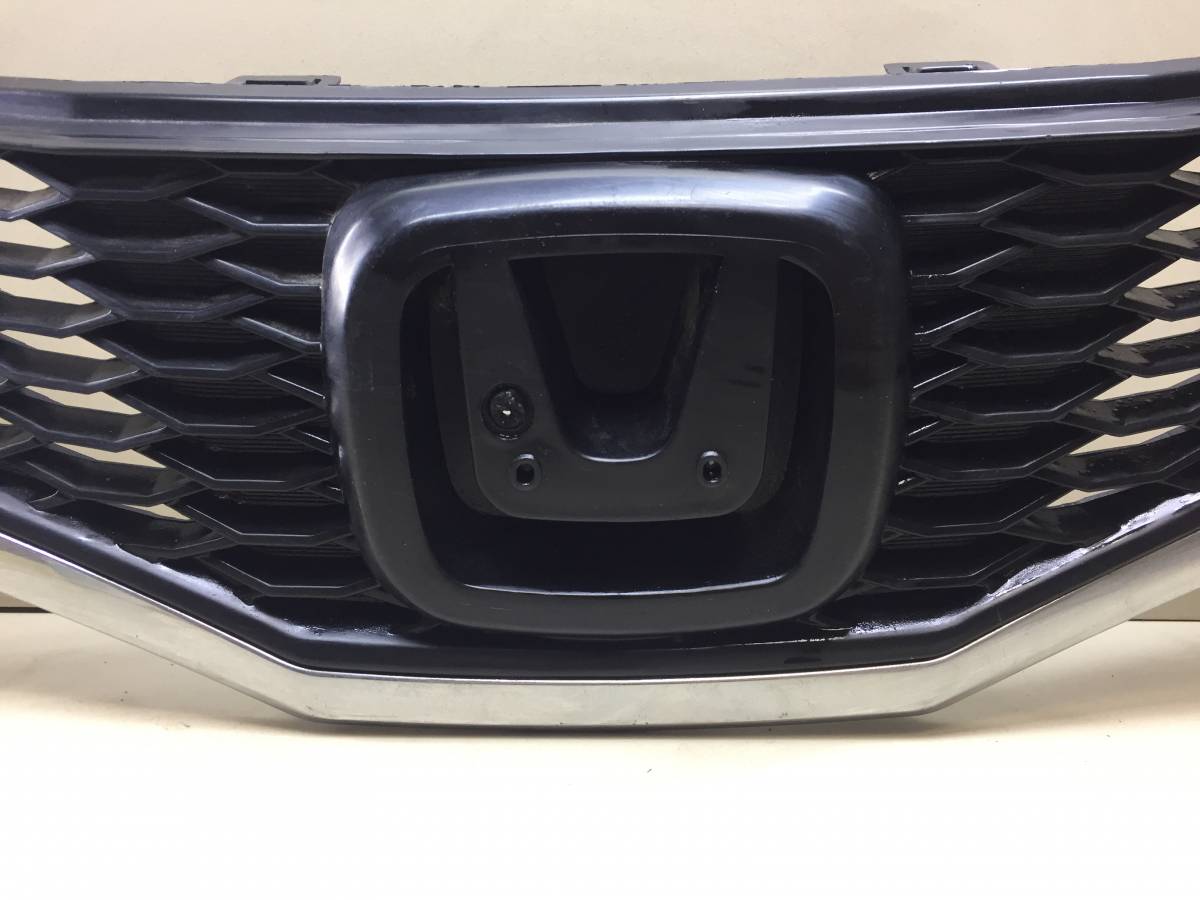 Решетка радиатора Honda Jazz (GG) 2008-2015