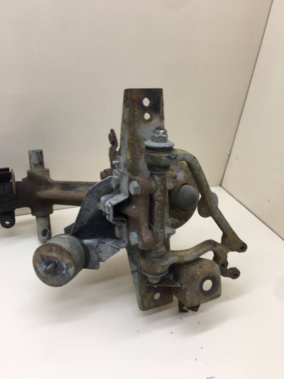 Балка подмоторная Lada  Niva Travel 2020>