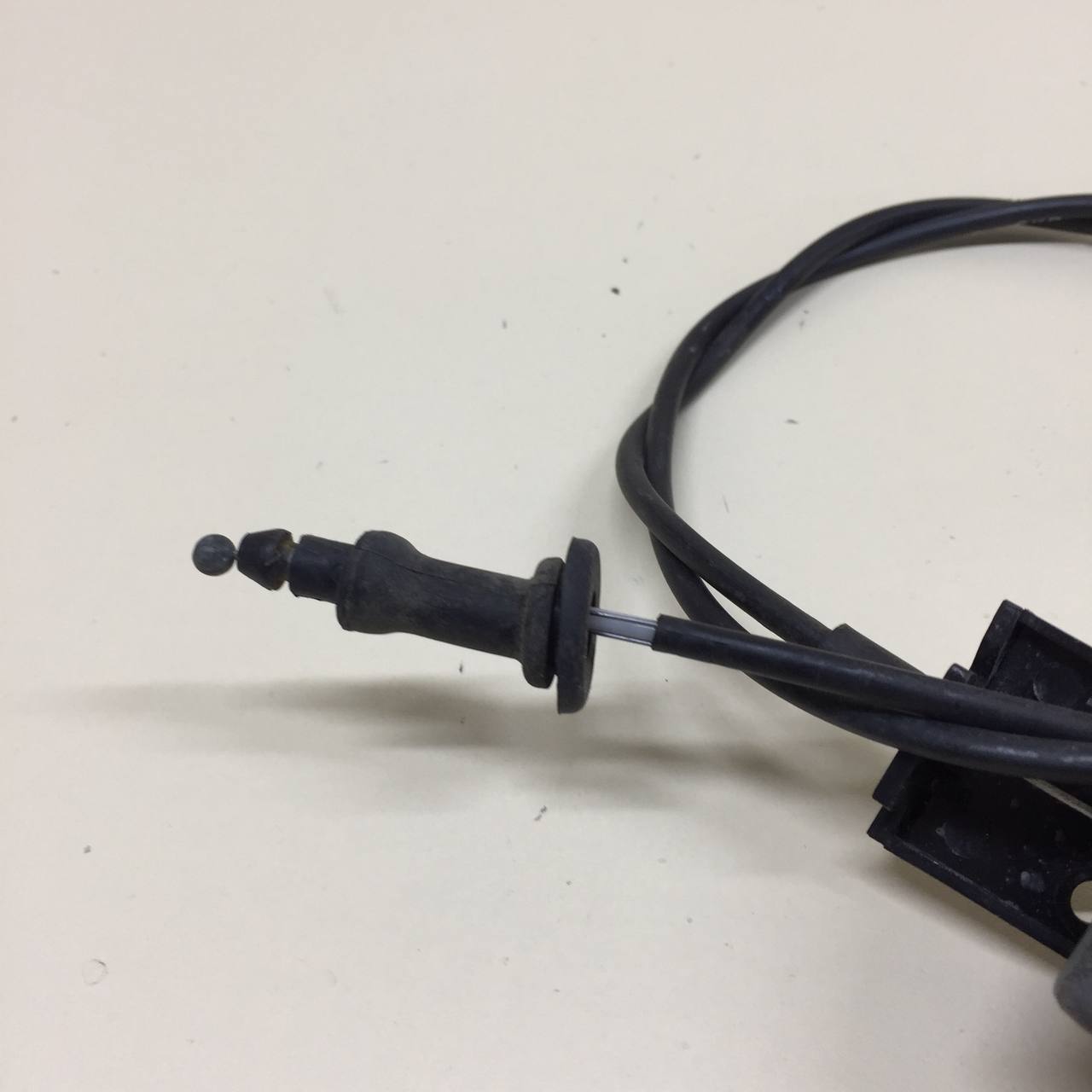 Ручка открывания капота Hyundai Starex H1/Grand Starex 2007>