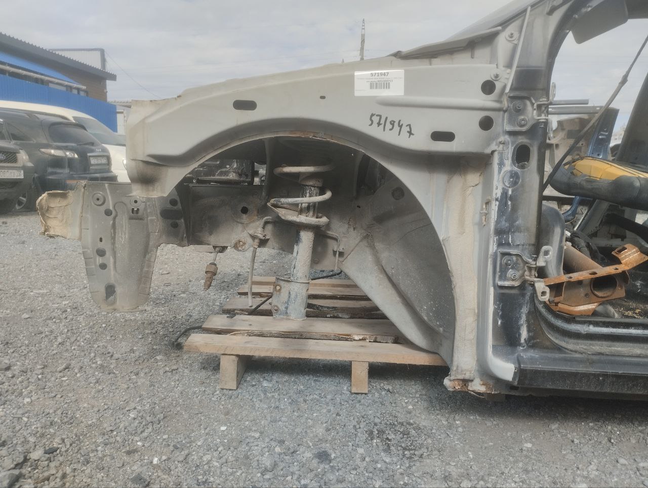 Четверть передняя левая Renault Logan (1) 2005-2014