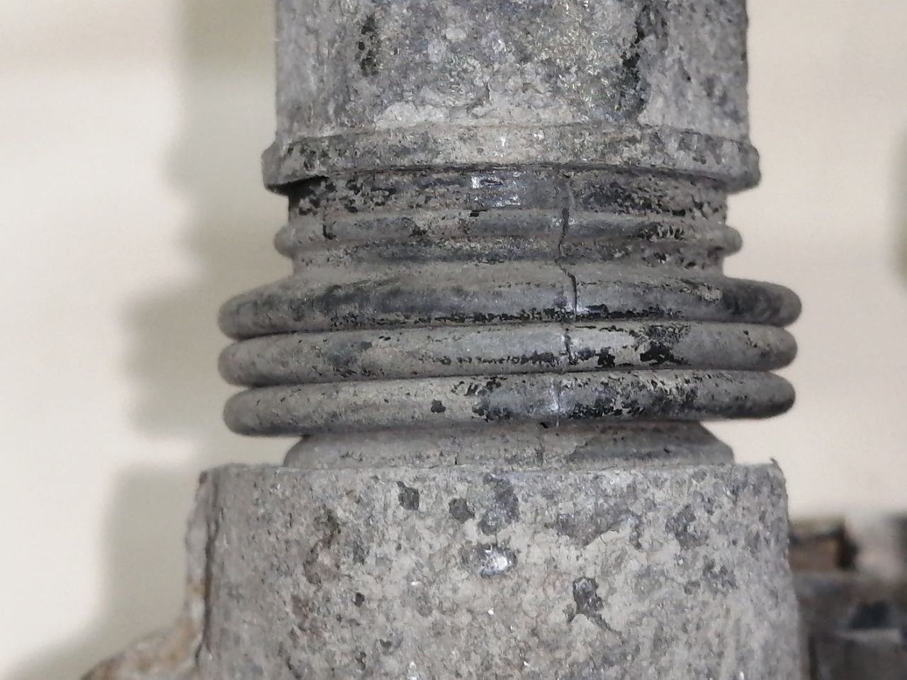 Суппорт передний правый Kia Rio 3 (QB) 2011-2017