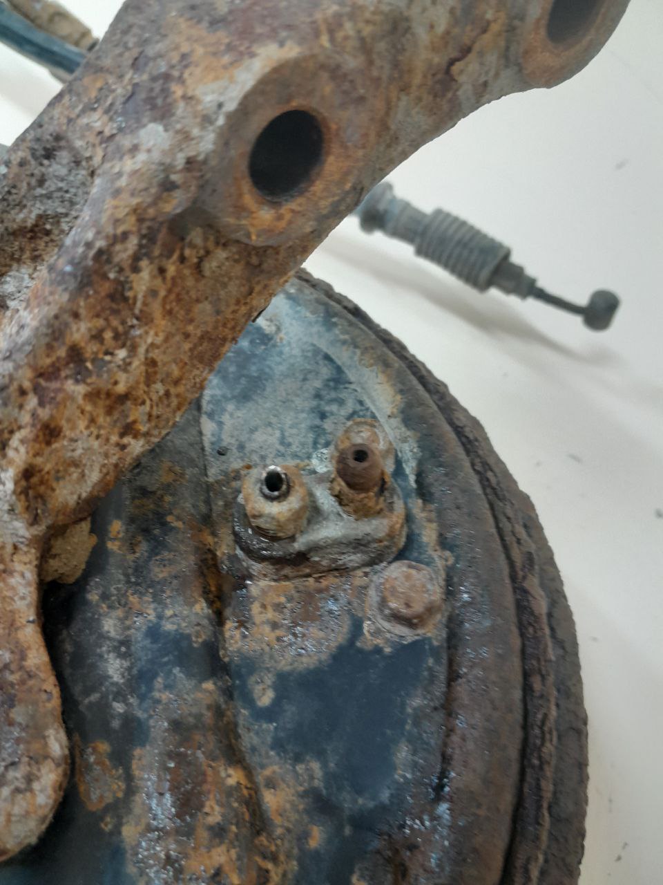 Кулак поворотный задний правый Kia Spectra (SD) 2004-2011