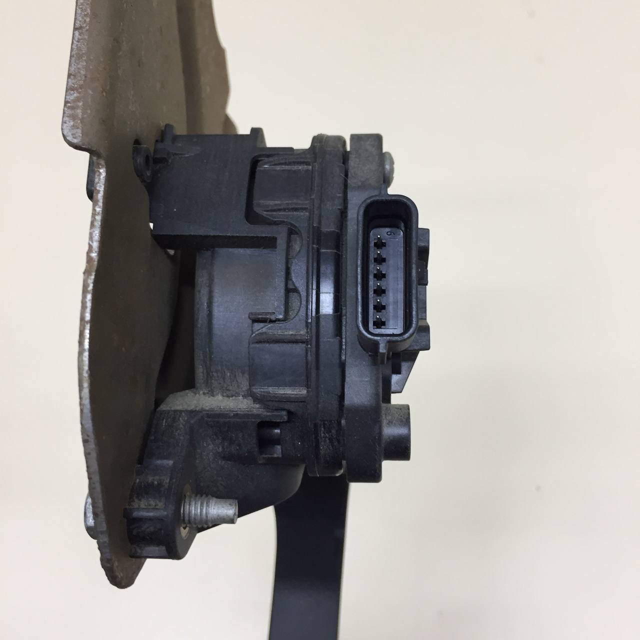 Педаль газа Renault Duster (HSA, HSM) 2012>