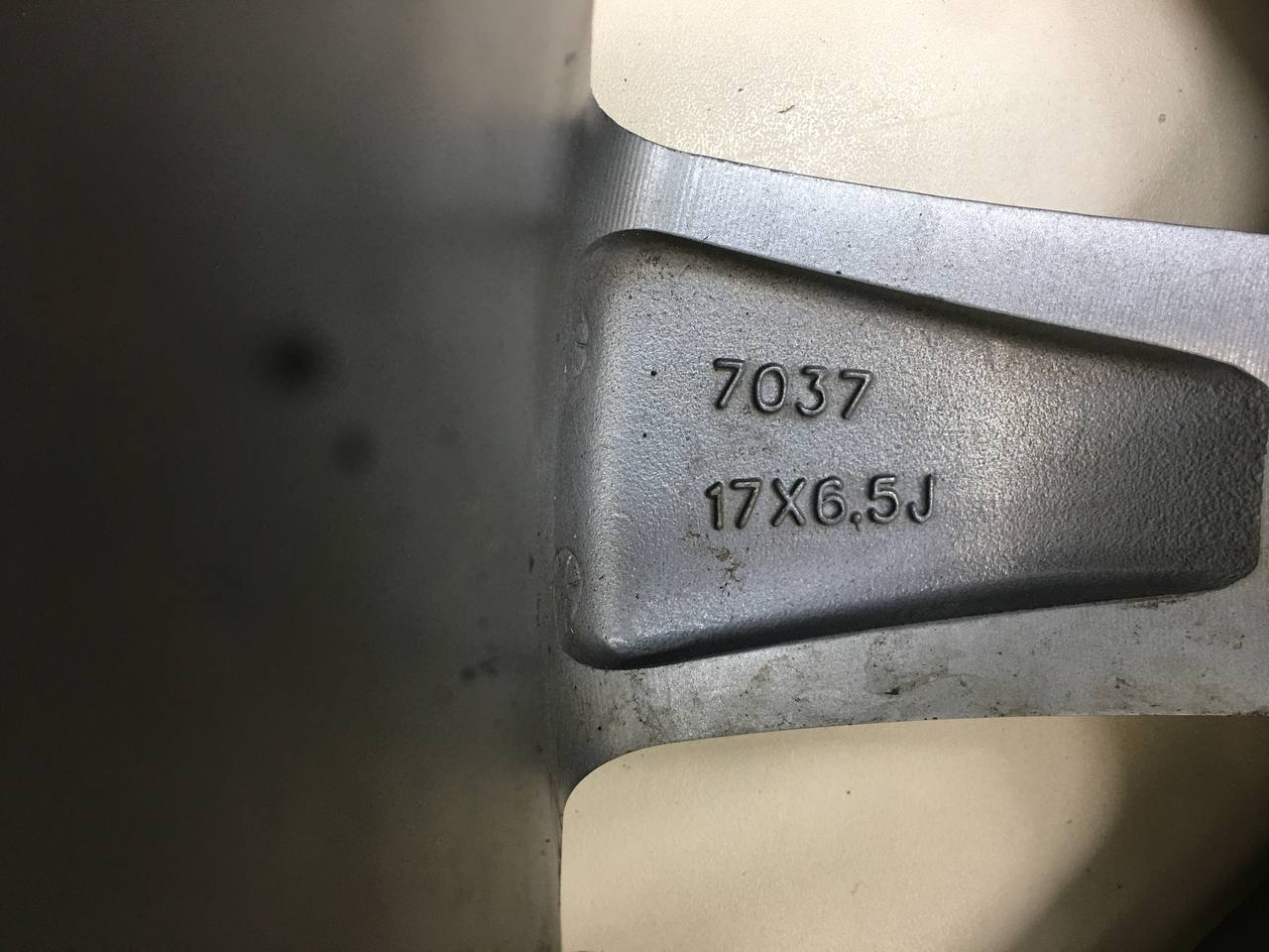 Диски R17 Литые