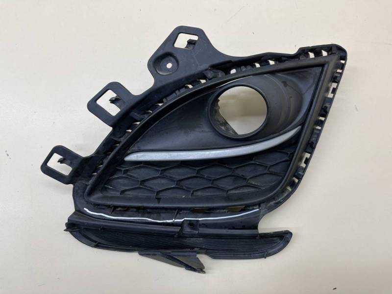 Рамка противотуманной фары левой Mazda Mazda 6 (GH) 2007-2012