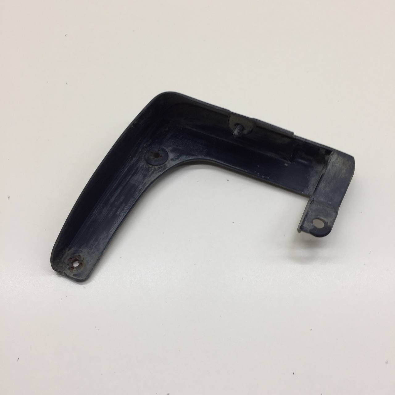 Брызговик передний правый Hyundai i40 (VF) 2011>