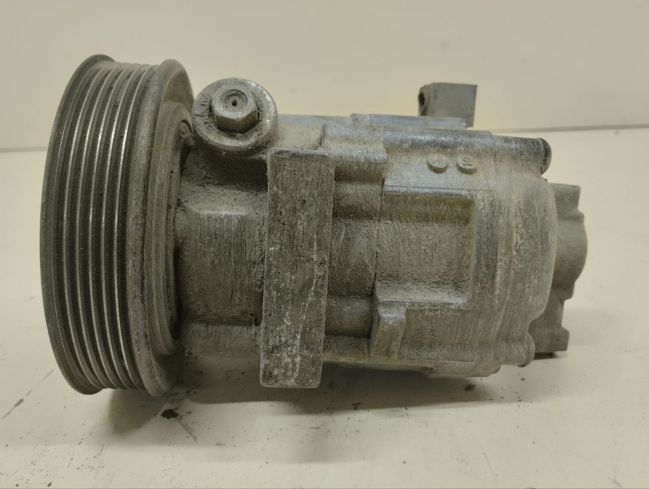 Компрессор системы кондиционирования Nissan Almera (N16) 2000-2006