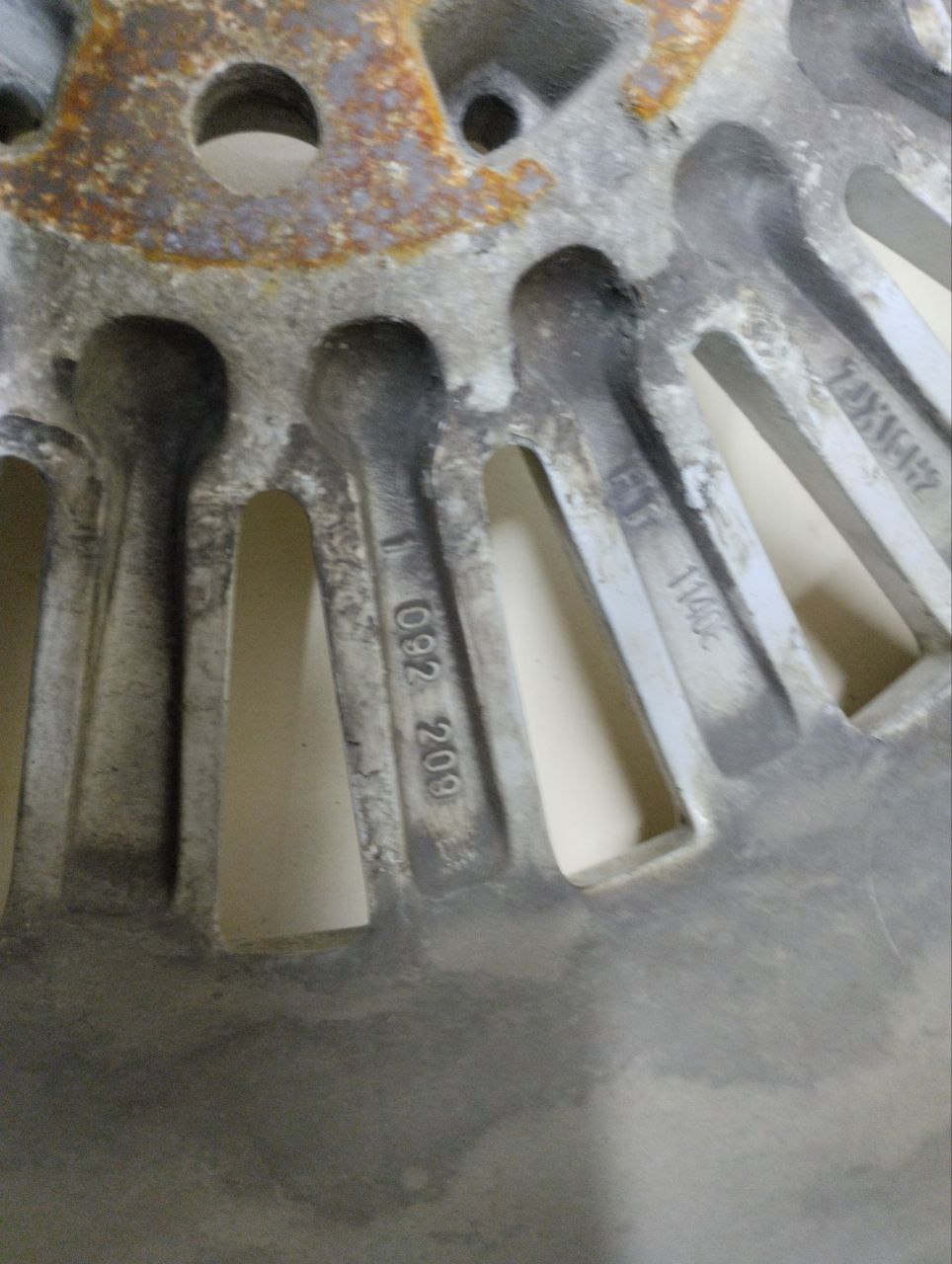 Диски R16 Литые