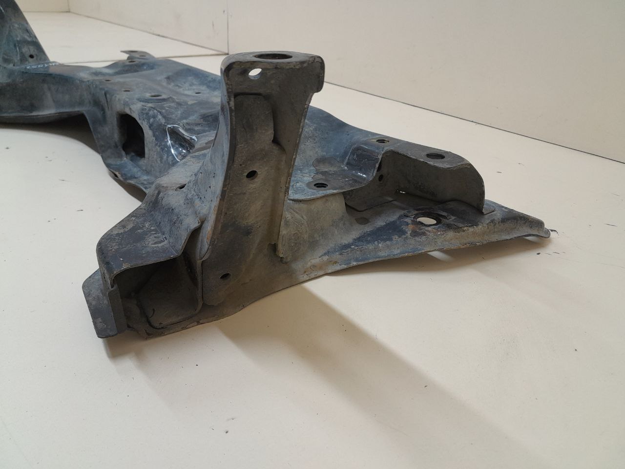 Балка подмоторная Peugeot 107 2006-2014