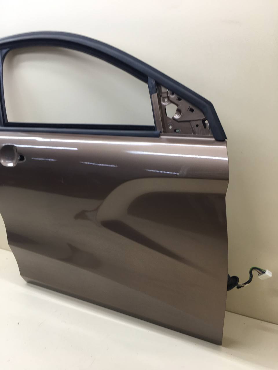 Дверь передняя правая Lada X-RAY 2016>