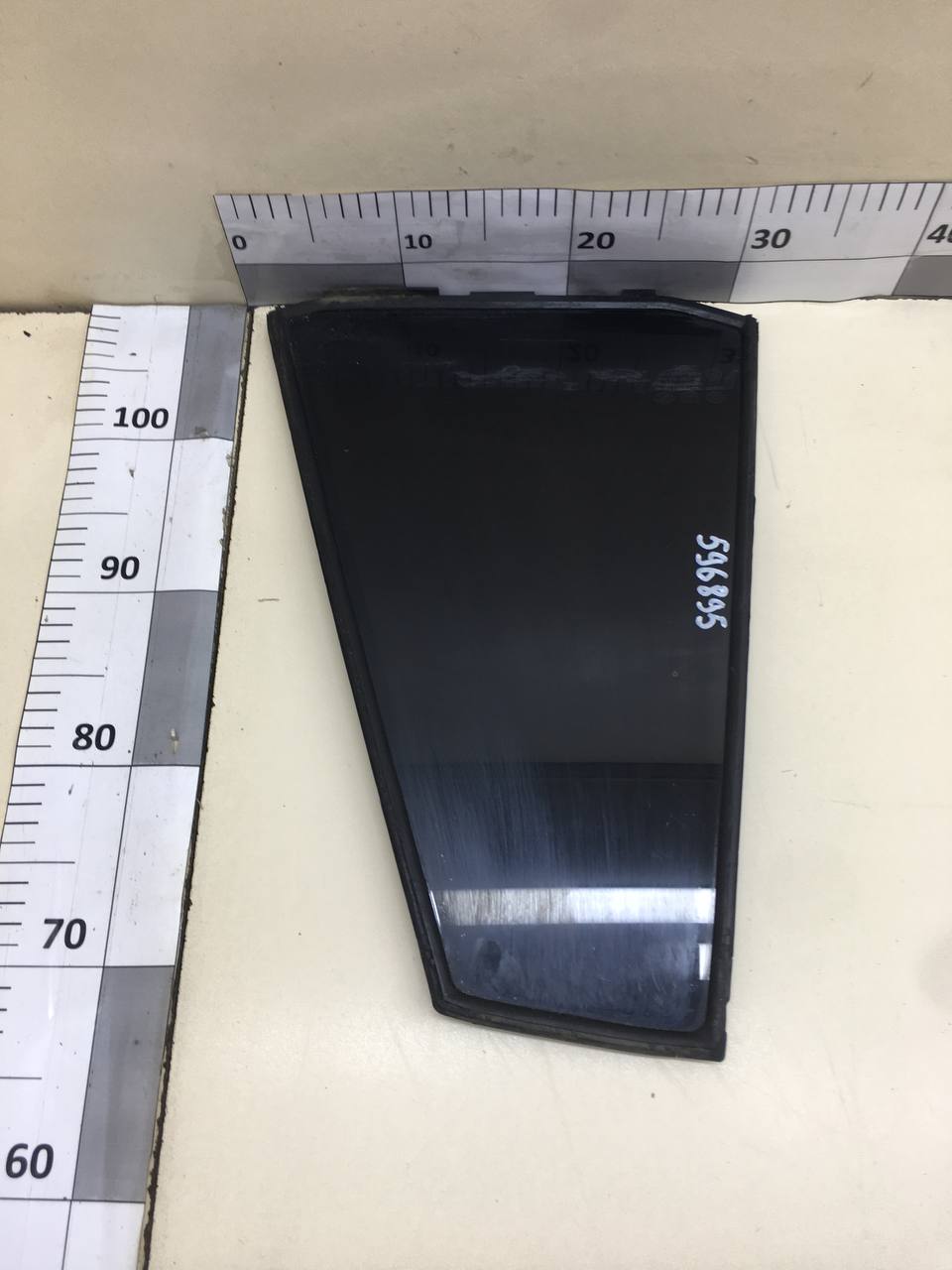 Стекло двери задней левой (форточка) Lifan X60 2012>