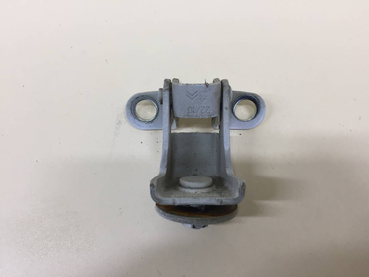 Петля двери багажника Peugeot 308 2007>