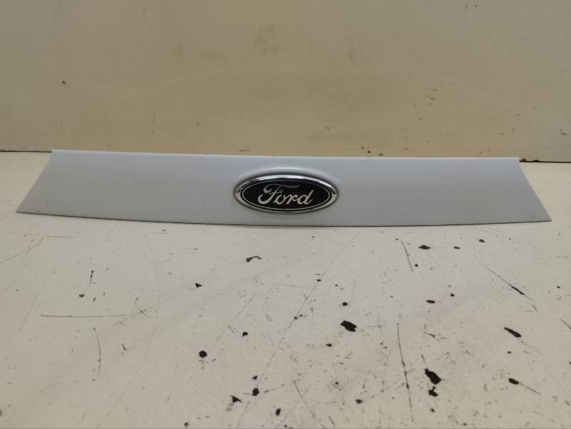 Накладка крышки багажника Ford Mondeo 4 2007-2015 Накладка крышки багажника Ford Mondeo 4 2007-2015